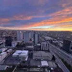 33 Floor Cozy Central With Balcony Gym Pool