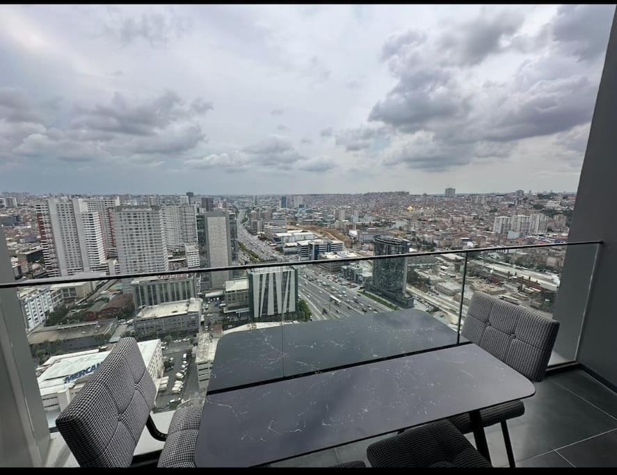 33 Floor Cozy With Balcony Gym Pool Daire *