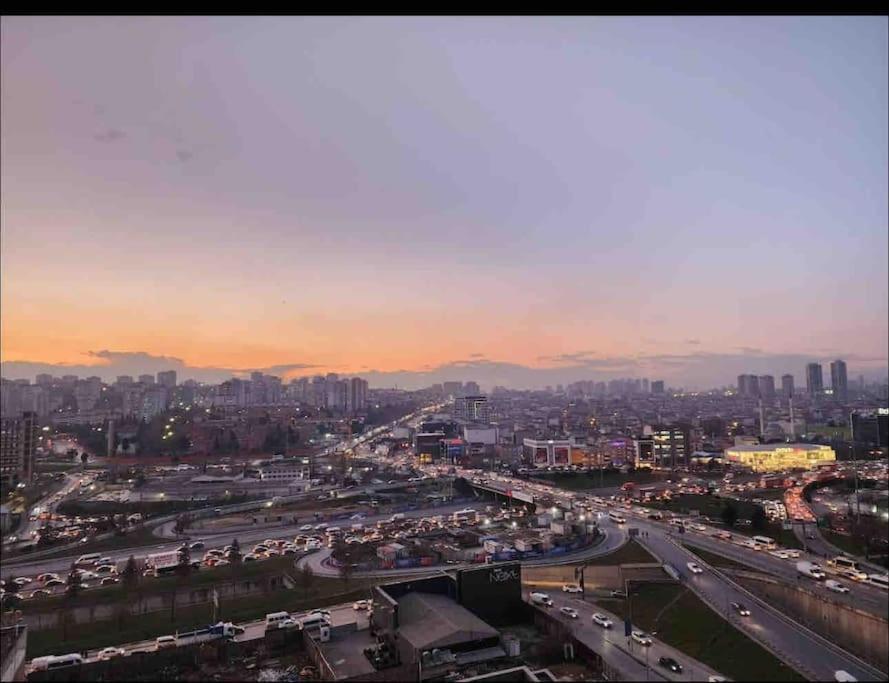 Daire 33 Floor Cozy With Balcony Gym Pool İstanbul